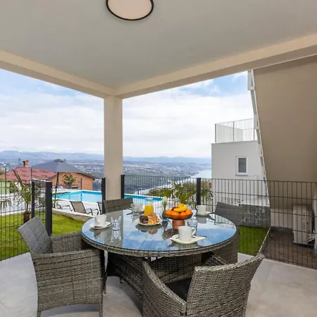 Apartament Bregha - One Bedrom With Terrace *