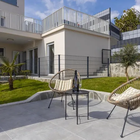 Bregha - One Bedrom With Terrace *