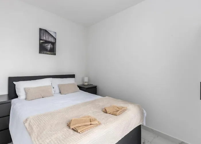 Bregha - One Bedrom With Terrace Apartment
